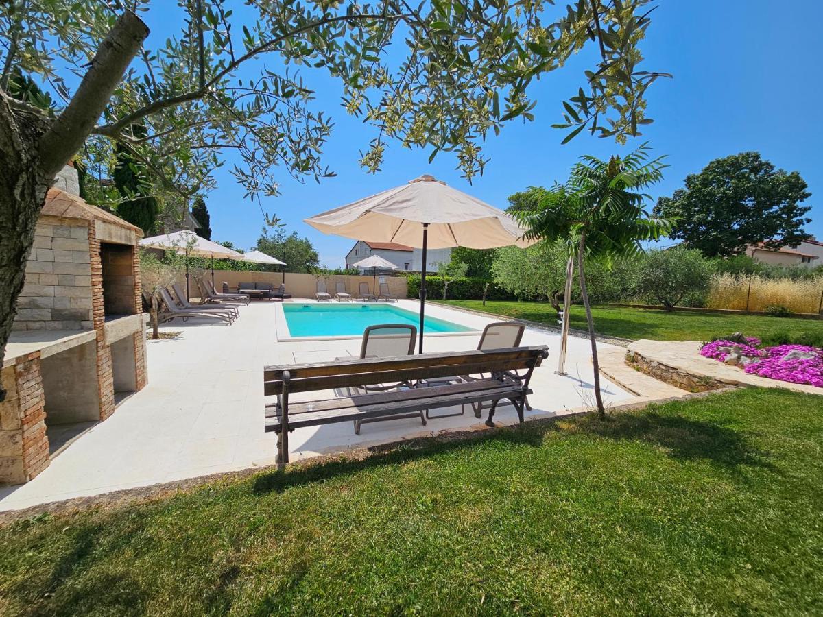 Apartmani Grzinic Rovinj Buitenkant foto
