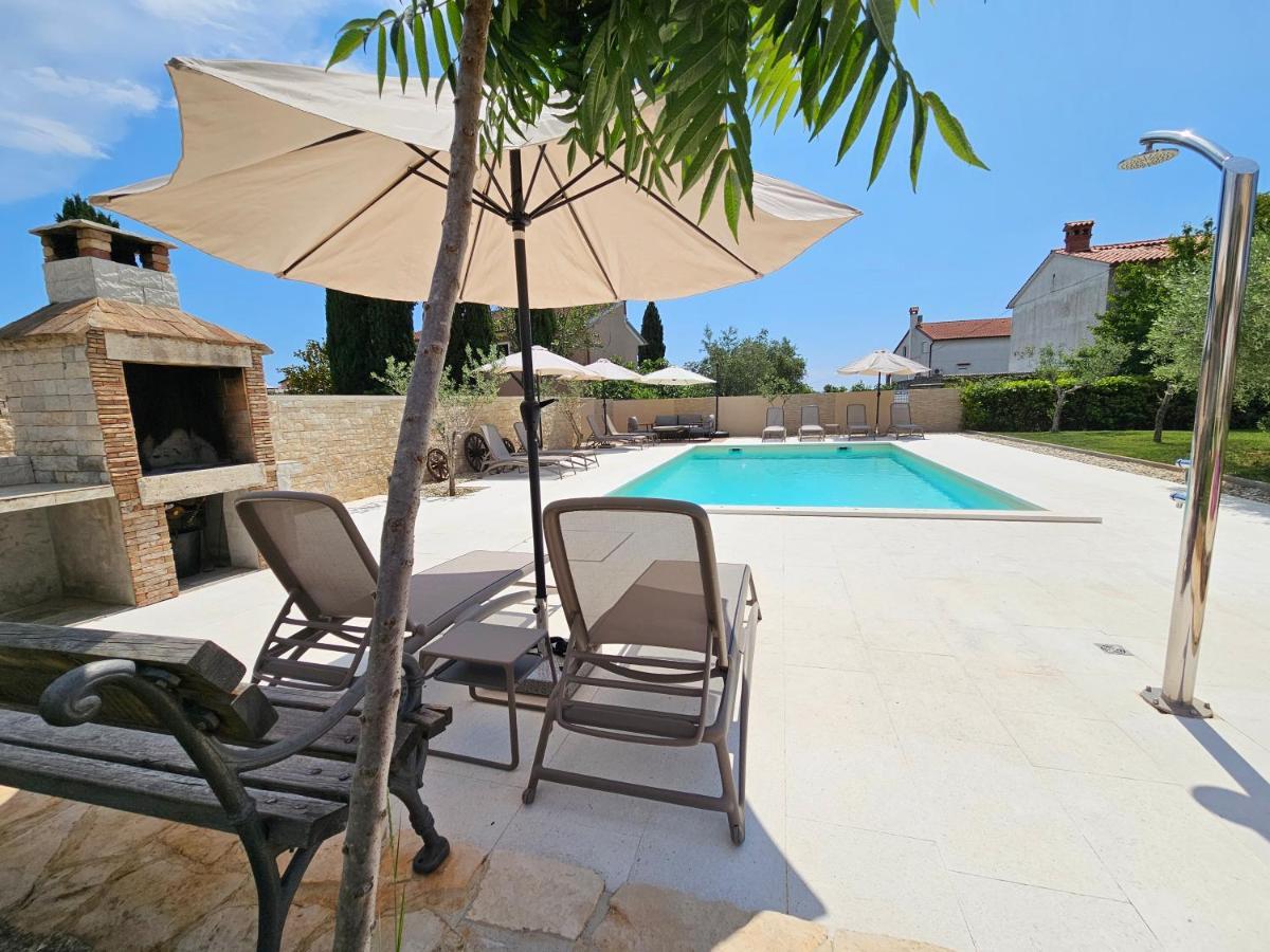 Apartmani Grzinic Rovinj Buitenkant foto