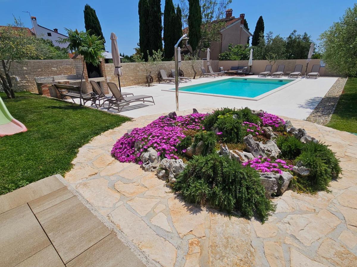 Apartmani Grzinic Rovinj Buitenkant foto